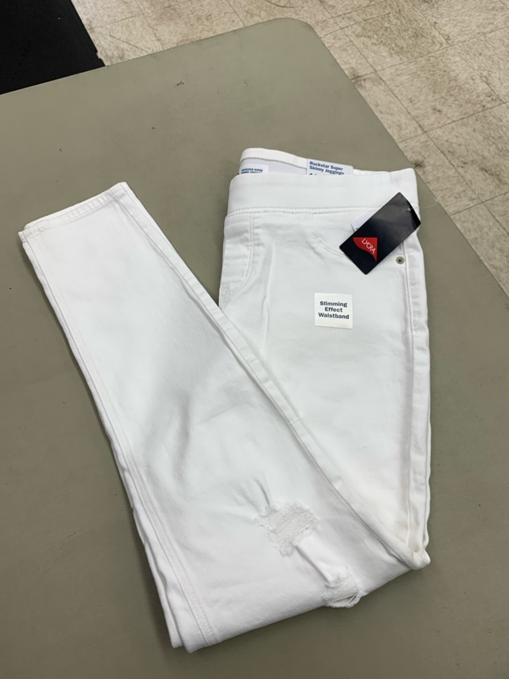 Old Navy White Women’s Jeggings